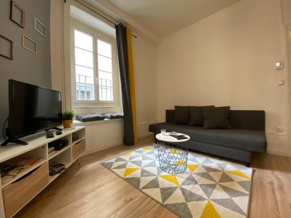 Nid Douillet Sur Plateau Central Клермон-Феран Екстериор снимка